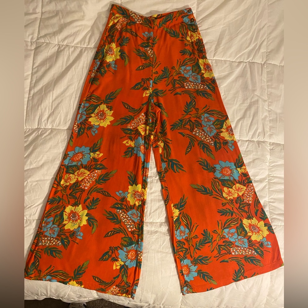 Free People women’s Blue Horizon pants, trousers
Sz 2 xs